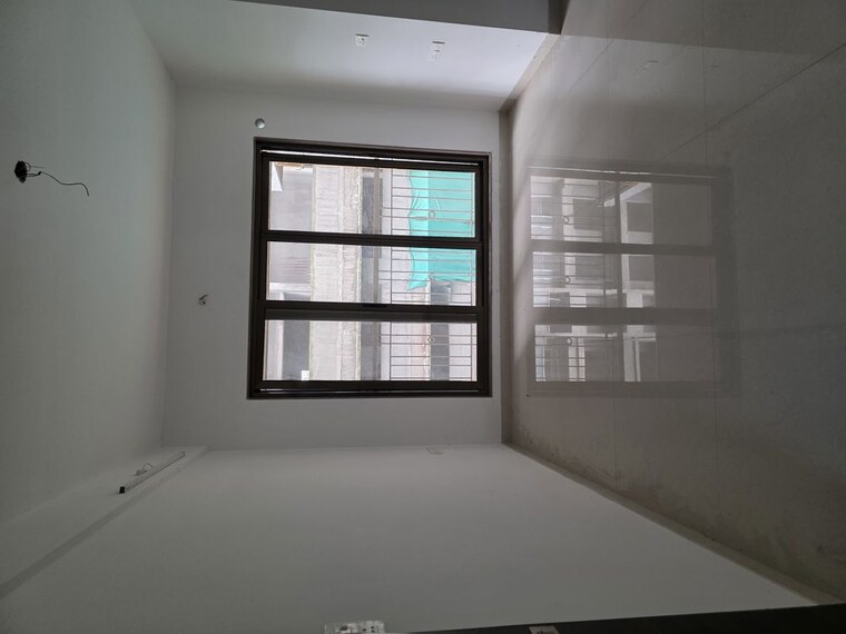 Room, kandivali west 1 Bedroom 405 Sq.Ft. Apartment In Kandivali West Mumbai 10627598