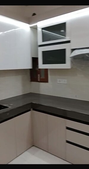 Kitchen in 2.5 BHK Builder Floor at Vipin Garden – for Rent