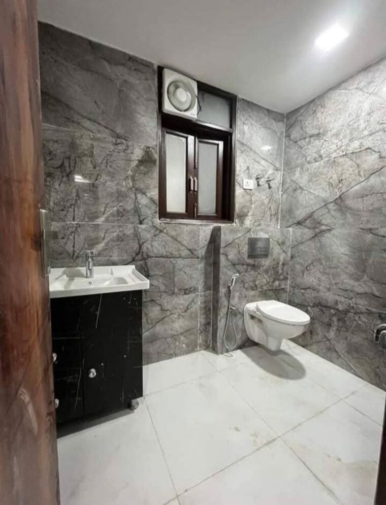 Kitchen, chattarpur 3 Bedroom 1350 Sq.Ft. Builder Floor In Chattarpur Delhi 10627646