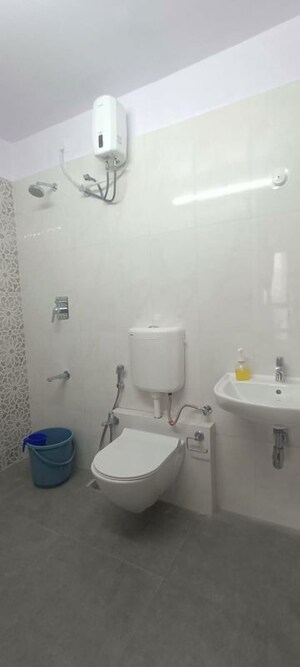 Bathroom in 2 BHK Apartment at Parel – for Rent