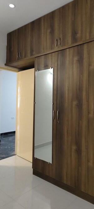 Bedroom in 2 BHK Apartment at Temple Tree Apartment, Halasuru – for Rent