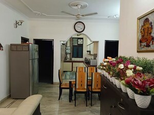 Team Area in 2 BHK Builder Floor at Green Fields Colony – for Sale