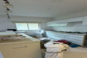 Team Area in 2 BHK Apartment at Gold Ghar Padmavati Towers, Santacruz East – for Sale