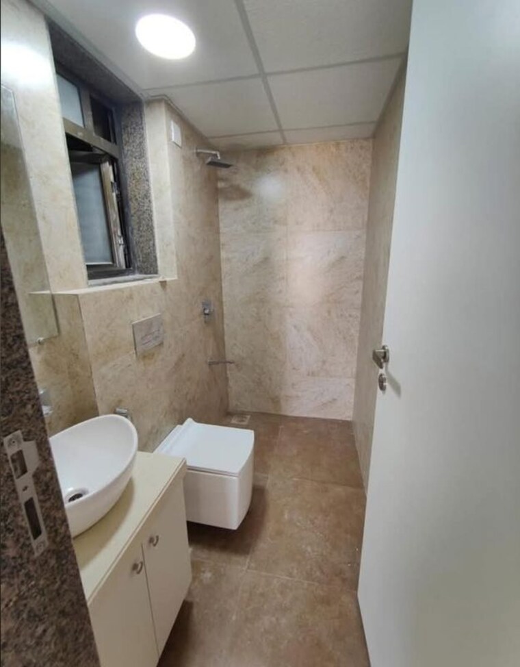 Bathroom, hiranandani-gardens 2 Bedroom 1150 Sq.Ft. Apartment In Powai Mumbai 10627714