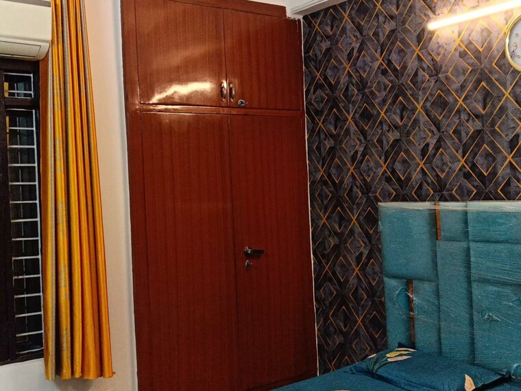 undefined, green fields colony 3 Bedroom 150 Sq.Yd. Builder Floor In Green Fields Colony Faridabad 10627736