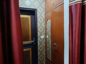 Furnished Amenities in 3 BHK Builder Floor at Green Fields Colony – for Sale