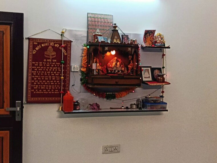 undefined, ashoka enclave 3 Bedroom 150 Sq.Yd. Builder Floor In Ashoka Enclave Faridabad 10627741