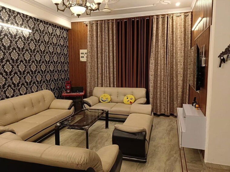 Living Room, ashoka enclave 3 Bedroom 150 Sq.Yd. Builder Floor In Ashoka Enclave Faridabad 10627751