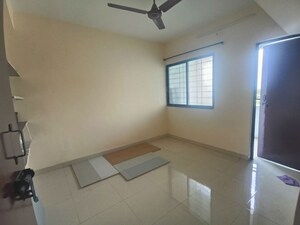 Room in 2 BHK Apartment at Bhoir Estate, Thergaon – for Rent