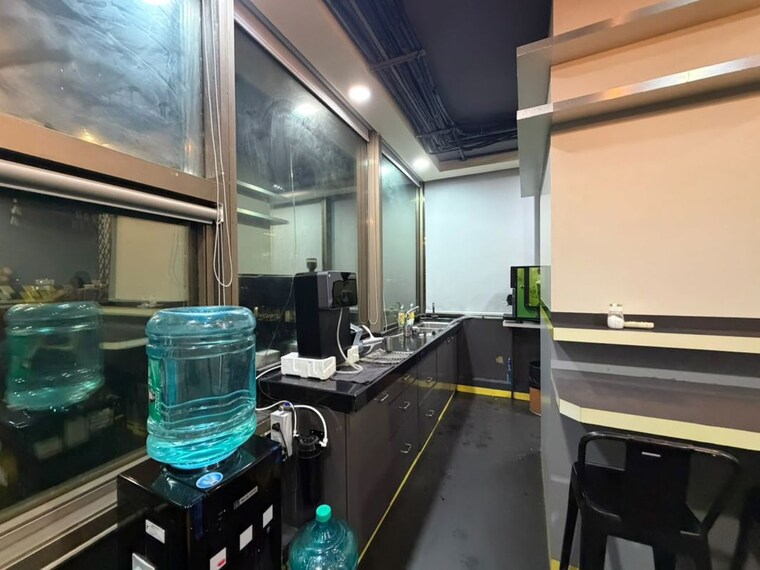 Kitchen, lotus-nilkamal-business-park Commercial Office Space 7200 Sq.Ft. In Andheri West Mumbai 10627812