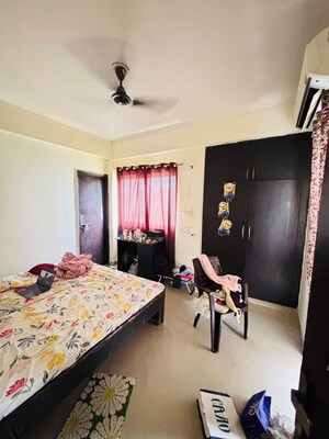 Bedroom in 3 BHK Apartment at Amrapali Silicon City, Sector 76 – for Rent