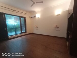 Room in 4 BHK Builder Floor at Greater Kailash ii – for Rent