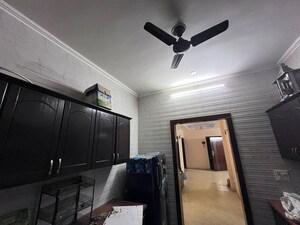 Furnished Amenities in 3 BHK Builder Floor at Ardee City, Sector 52 – for Rent