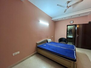 Bedroom in 3 BHK Builder Floor at Ardee City, Sector 52 – for Rent