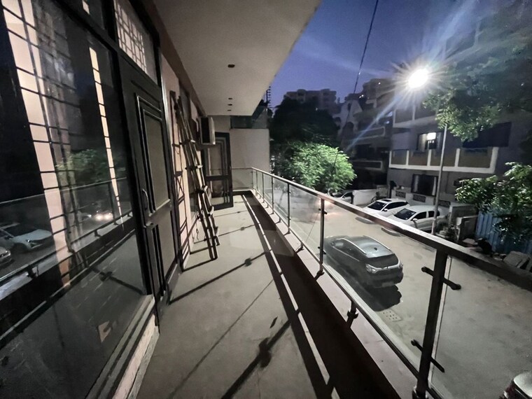 Balcony, ardee-city 3 Bedroom 240 Sq.Yd. Builder Floor In Sector 52 Gurgaon 10627831