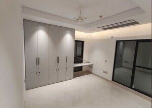 Room in 3 BHK Apartment at Aparna One, Shaikpet – for Rent