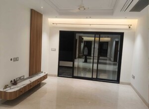 Room in 3 BHK Apartment at Aparna One, Shaikpet – for Rent