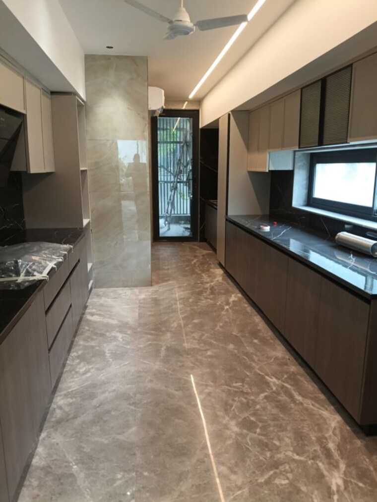 Kitchen, auram-floor 3 Bedroom 2300 Sq.Ft. Builder Floor In South City 2 Gurgaon 10627836