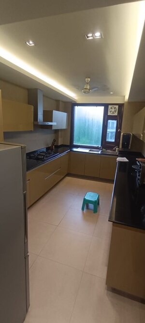 Team Area in 4 BHK Builder Floor at Greater Kailash ii – for Rent