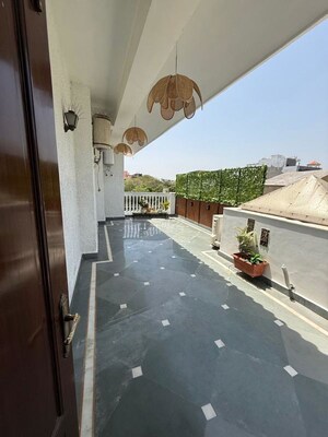 Balcony in 3 BHK Apartment at BPTP Amstoria Country Floor, Sector 102 – for Rent