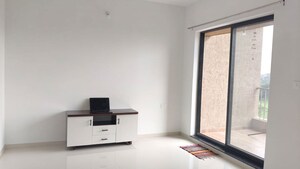 Room in 2 BHK Apartment at Shapoorji Pallonji Joyville Hinjewadi, Hinjewadi – for Rent