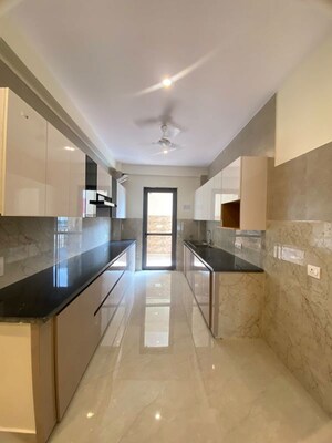 Kitchen in 3 BHK Builder Floor at Sector 57 – for Rent