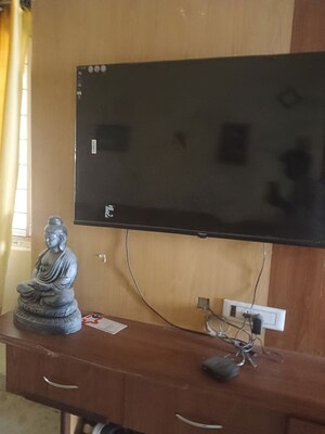 Furnished Amenities in 2 BHK Apartment at Manikonda – for Rent