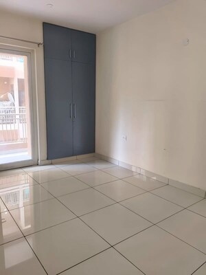 Master Bedroom in 2 BHK Apartment at Kuwan Wala – for Rent
