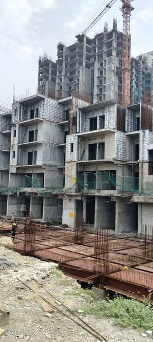 4 BHK Apartment For Sale in Renowned Renox Thrive, Sector 10 Greater Noida