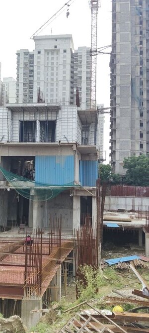 4 BHK Apartment – Exterior View View at Renowned Renox Thrive, Sector 10 Greater Noida - for Sale
