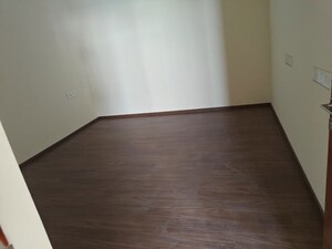 Room in 3 BHK Apartment at Aurobindo The Regent, Kondapur – for Sale