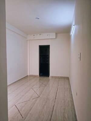 Room in 6+ BHK Independent House at Gomti Nagar – for Sale