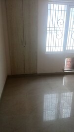 3 BHK 1350 Sq.Ft. Apartment in Unitech Uniworld Gardens 2