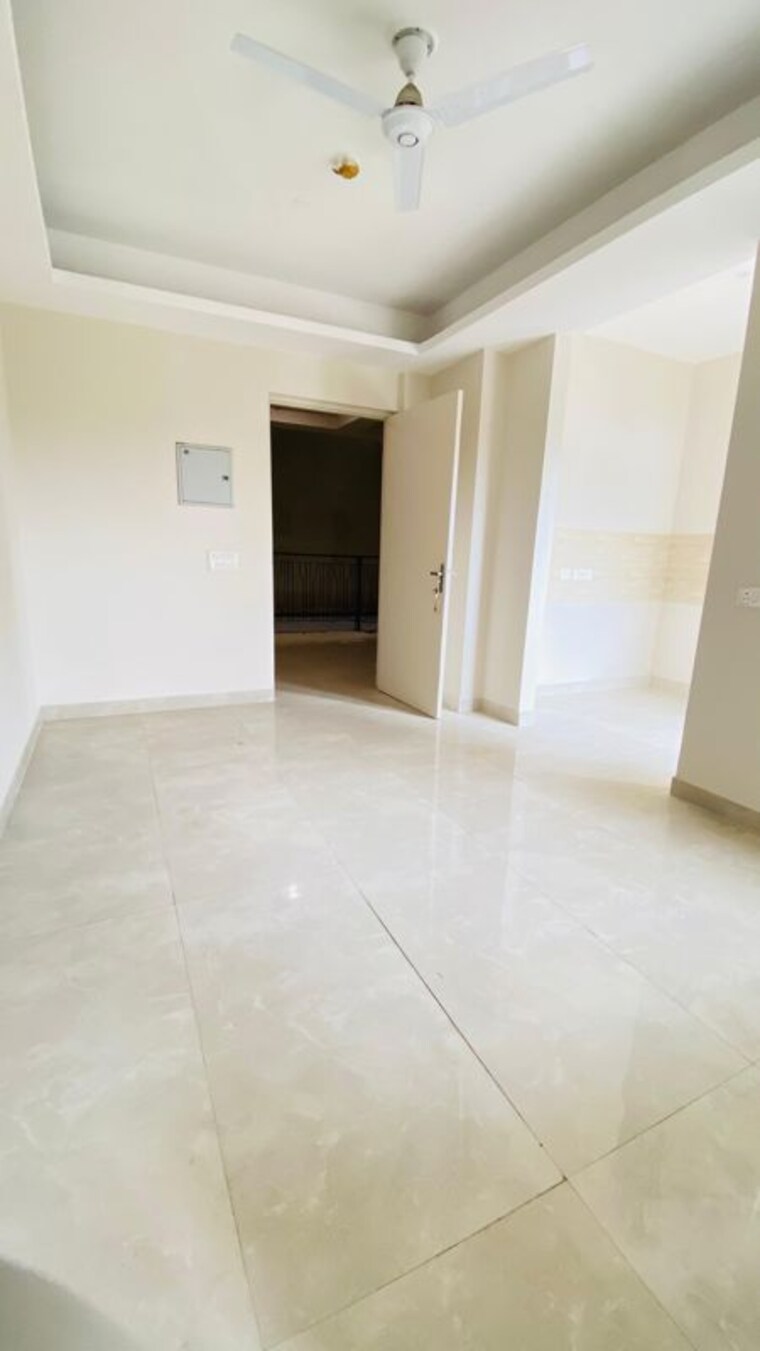 Room, lr-bluemoon-homes 4 Bedroom 1925 Sq.Ft. Apartment In Raj Nagar Extension Ghaziabad 10627953