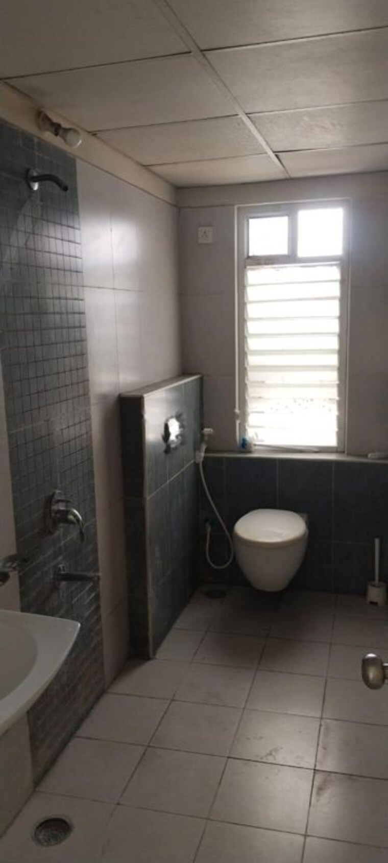 Bathroom, manjeera-majestic-homes 3 Bedroom 1090 Sq.Ft. Apartment In Kukatpally Hyderabad 10628010
