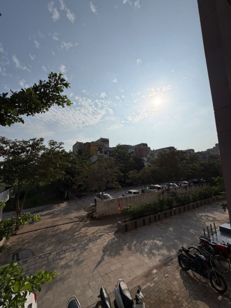 undefined, gazipur 3 Bedroom 1400 Sq.Ft. Apartment In Gazipur Zirakpur 10628029