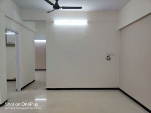 Room in 1 BHK Apartment at Skylink Sky Heights, Andheri East – for Sale