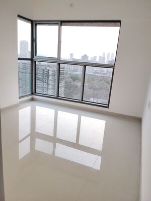 1 BHK Apartment For Rent in UK Iridium, Kandivali East