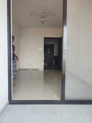 1 BHK Apartment For Rent in Mantra Montana Phase 1, Dhanori