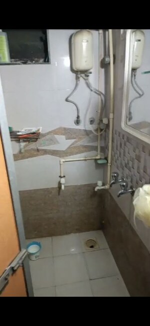 Bathroom in 1 BHK Apartment at Ashirwad CHS Jogeshwari, Jogeshwari East – for Rent