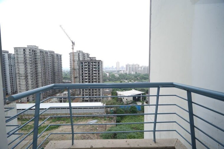 Exterior View, godrej-oasis 2 Bedroom 1307 Sq.Ft. Apartment In Sector 88a Gurgaon 10628072