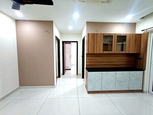 Room in 2.5 BHK Apartment at Sumadhura The Olympus, Nanakramguda – for Rent
