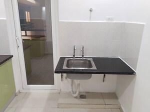 Team Area in 2.5 BHK Apartment at Marina Skies, Hi Tech City – for Rent