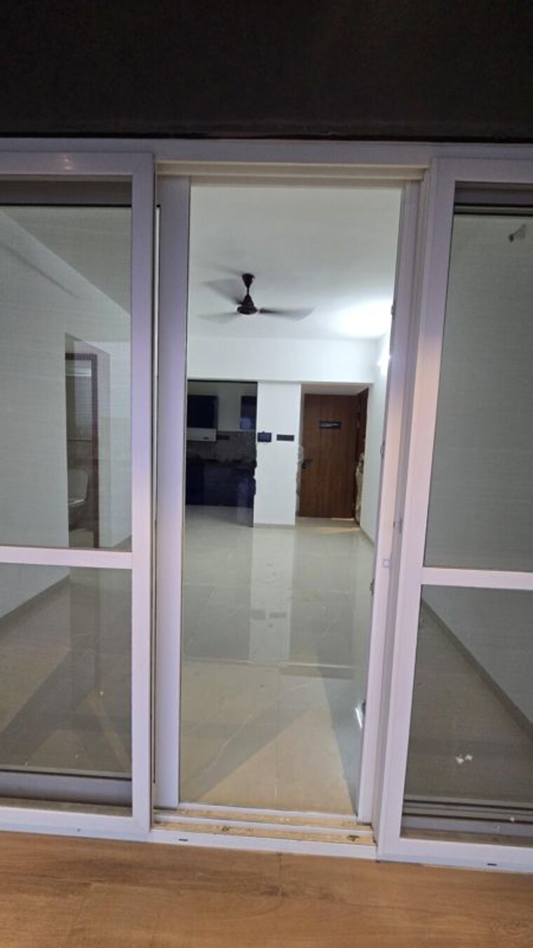 Bathroom, pristine-allure 2 Bedroom 1000 Sq.Ft. Apartment In Kharadi Pune 10628088
