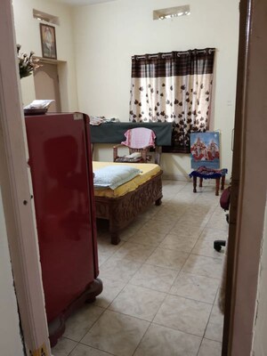Room in 2 BHK Apartment at Gollapudi – for Sale