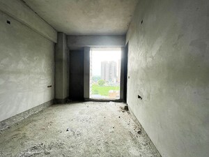 Room in 3 BHK Apartment at Zundal – for Sale