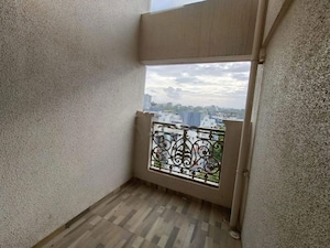 Furnished Amenities in 2 BHK Apartment at Konark Virtue, Keshav Nagar – for Rent