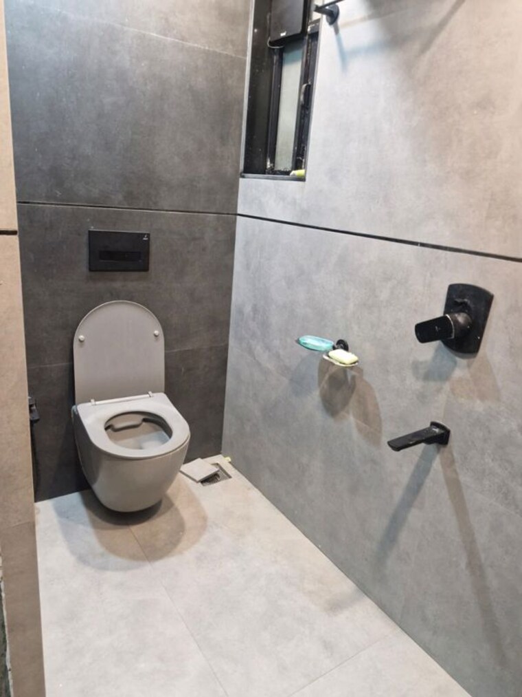 Bathroom, safal-complex 2 Bedroom 1000 Sq.Ft. Apartment In Nerul Navi Mumbai 10628109