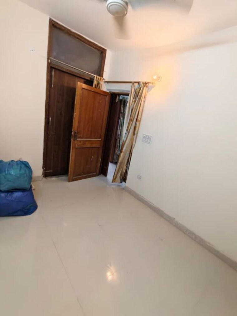Room, naraina 2 Bedroom 425 Sq.Yd. Builder Floor In Naraina Delhi 10628129
