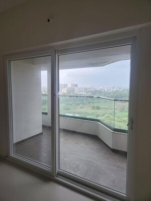 Room in 3 BHK Apartment at Avon Vista, Balewadi – for Rent